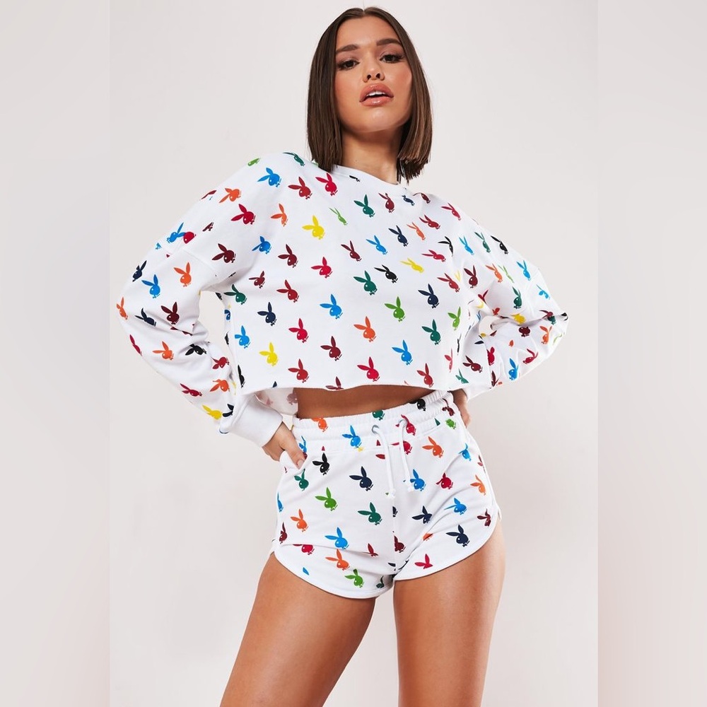 MISGUIDED X  PLAYBOY SWEATER AND SHORTS SET .🌈 🩷💚💙💜💛♥️🧡🩵